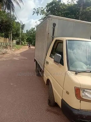 Ashok Leyland 2015