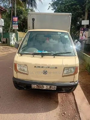 Ashok Leyland 2015