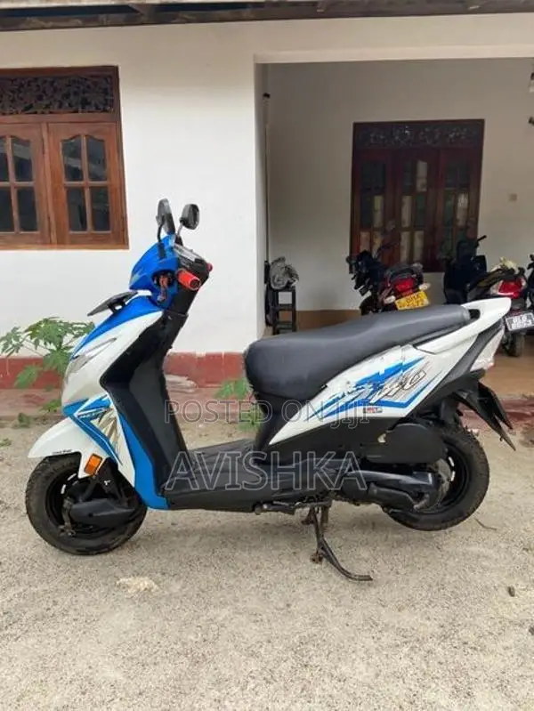 Honda Dio 2018