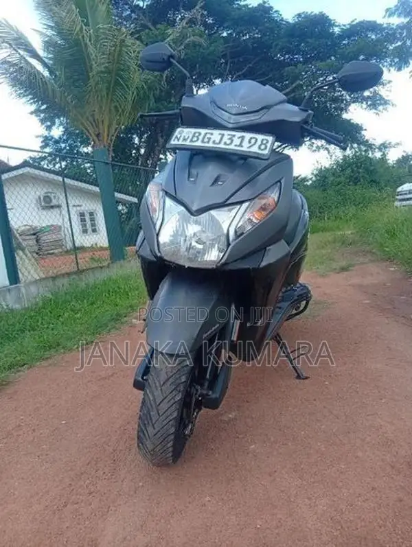 Honda Dio 2018