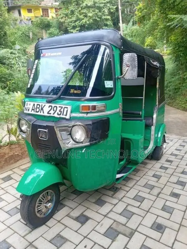 Bajaj RE 4 Stroke 2016