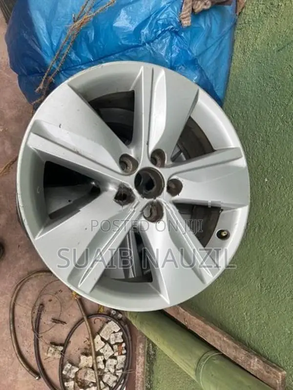 Toyota Harrier 2018 17inch Alloy Wheel