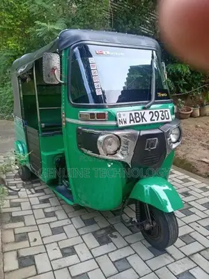 Bajaj RE 4 Stroke 2016