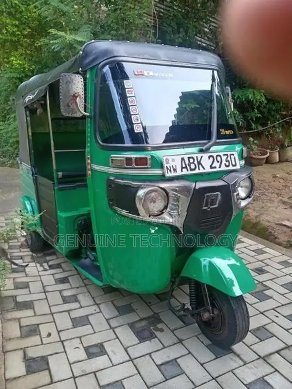 Bajaj RE 4 Stroke 2016