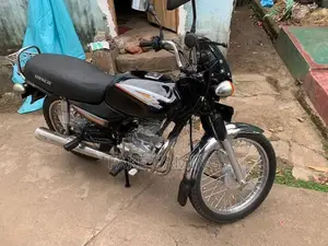 Bajaj Boxer 2004