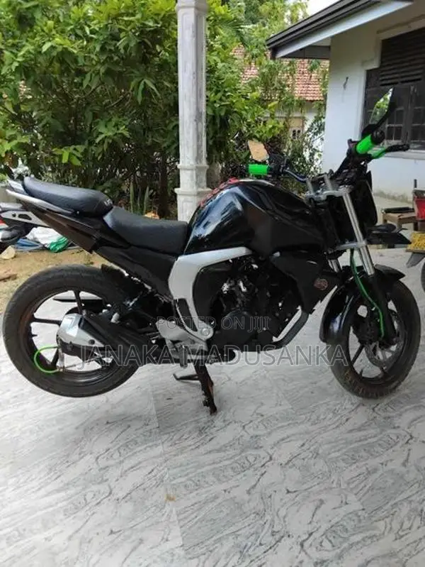 Yamaha FZ 2018