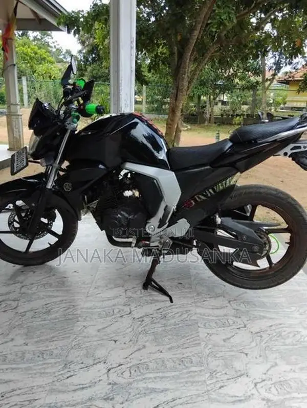 Yamaha FZ 2018