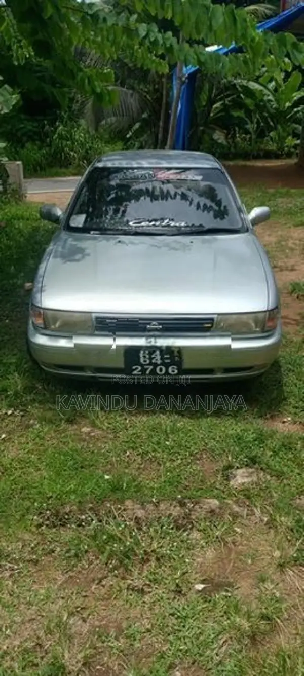 Nissan Sunny 1993
