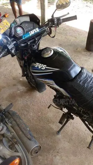 TVS Metro 2016