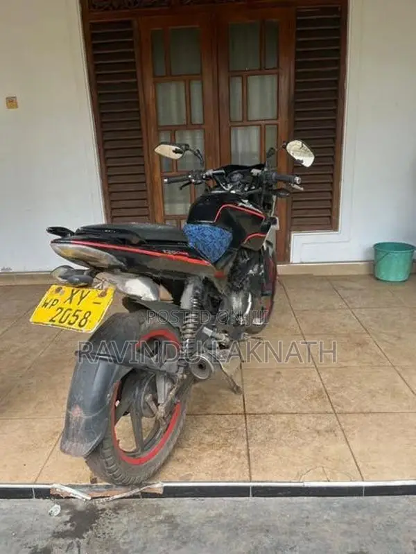 Bajaj Pulsar 135 2012