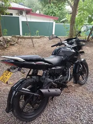 Bajaj Pulsar 135 LS 2011