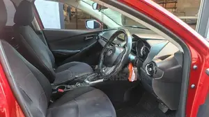 Mazda 2 Skyactive 2015