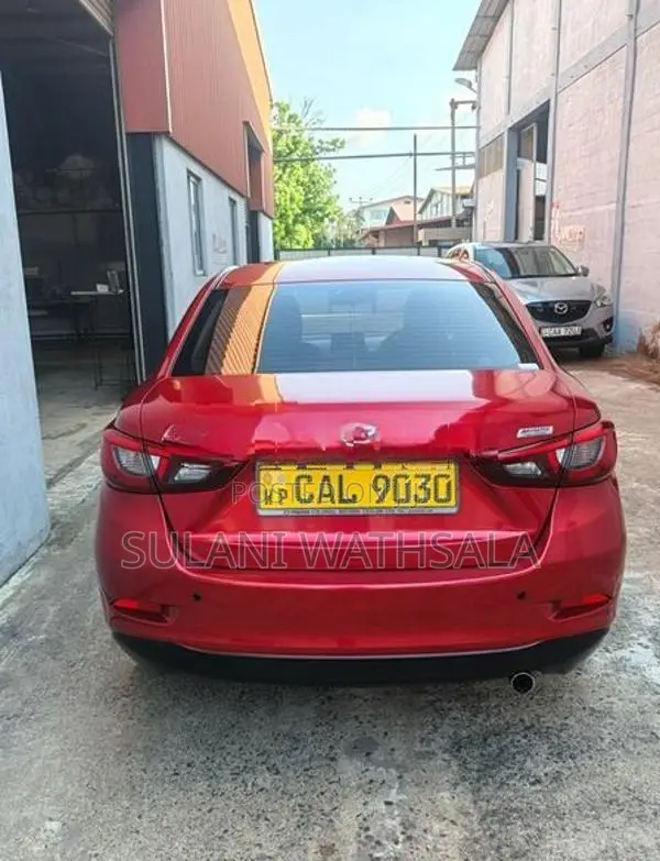 Mazda 2 Skyactive 2015