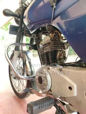 Bajaj Boxer BM100 2010
