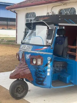 Piaggio Ape blue 2017
