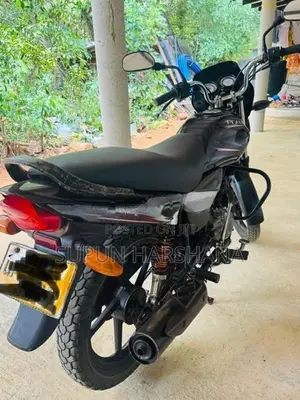 Bajaj Platina 100 2013
