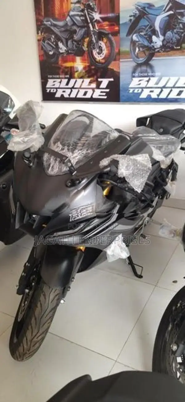 Yamaha R15 2026