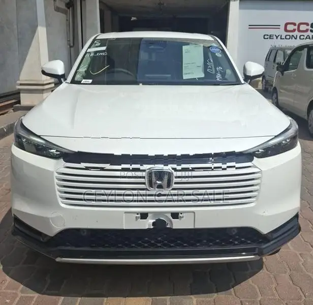 Honda Vezel z premium 2026