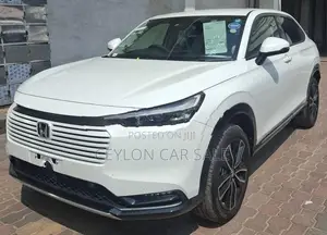 Honda Vezel z premium 2026
