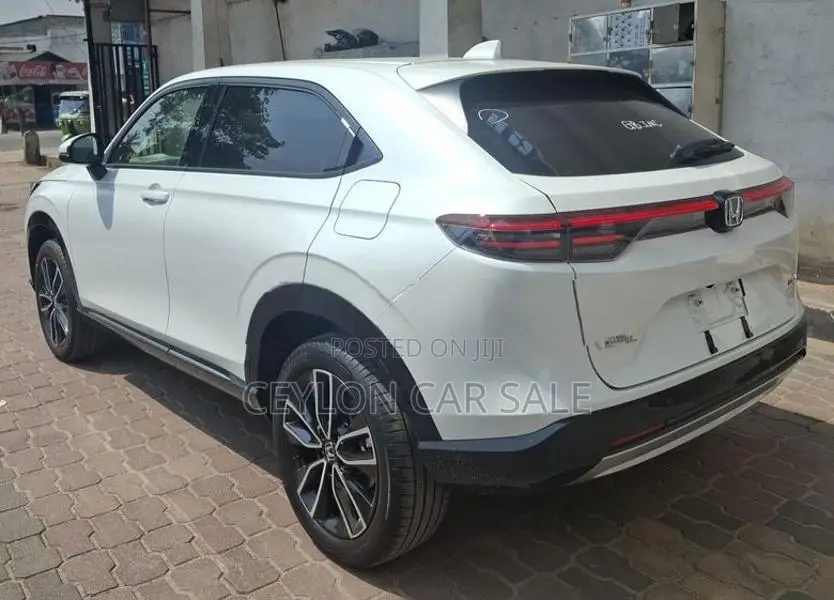 Honda Vezel z premium 2026