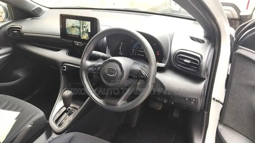 Toyota Yaris G, LED 4 WAY CAM 2026