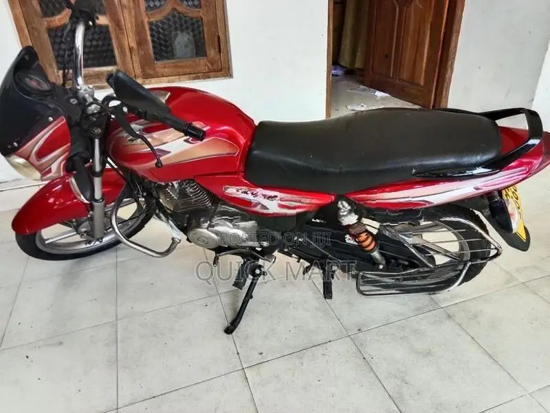 Bajaj Discover 125 2007