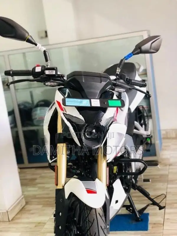 Bajaj Pulsar N160 Premium 2026