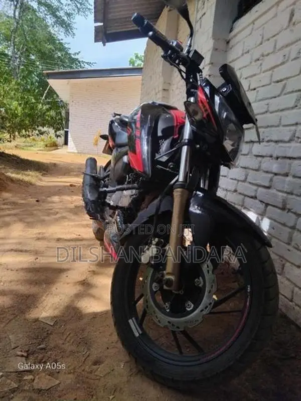 TVS Apache BHP 4696 2018