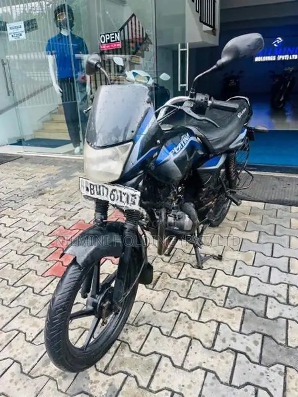 Bajaj Platina 2015