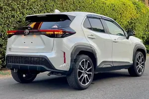 Toyota Yaris Cross GR Sport 2023
