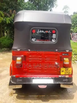 Bajaj RE 2006