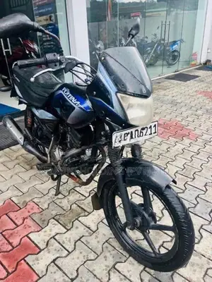 Bajaj Platina 2015