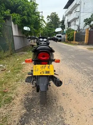 Bajaj Platina 100 ES 2017