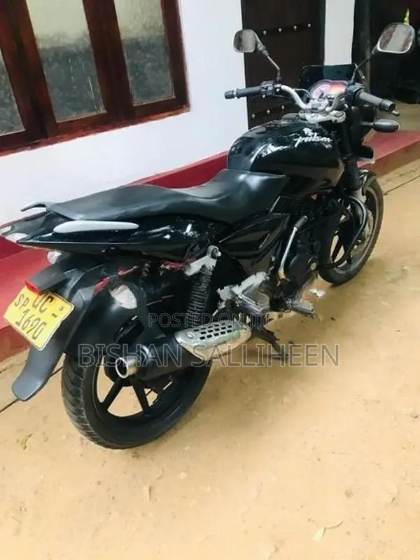 Bajaj Pulsar 180 2008