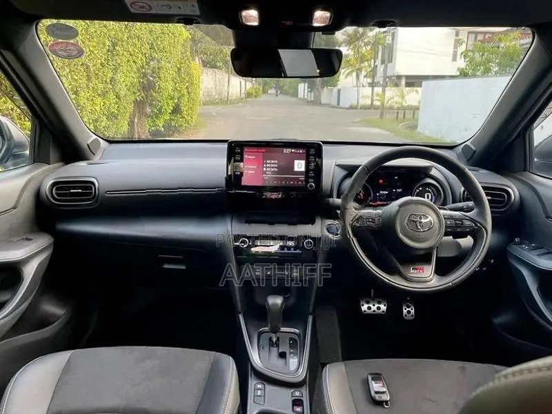 Toyota Yaris Cross GR Sport 2023