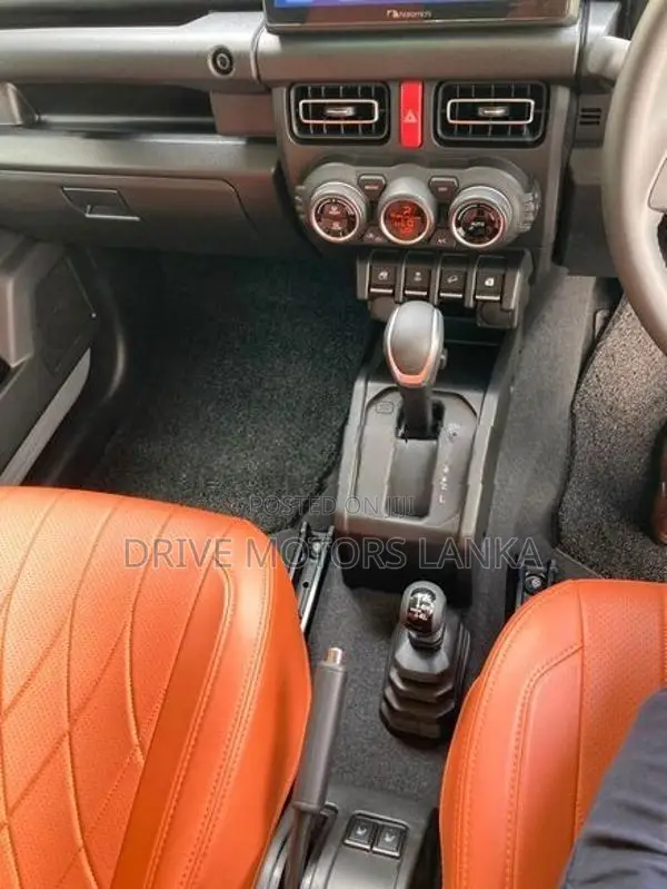 Suzuki Jimny Ultimate 2024
