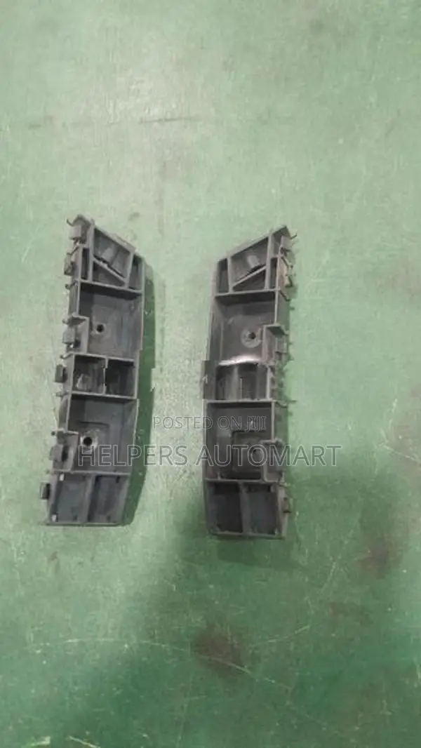 Honda Freed GP3 Retainer