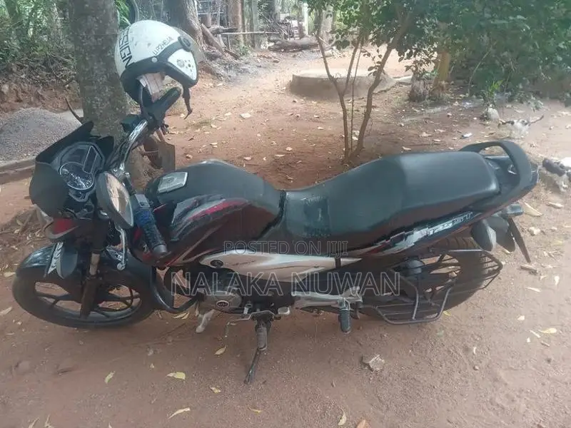 Bajaj Discover 125 2016
