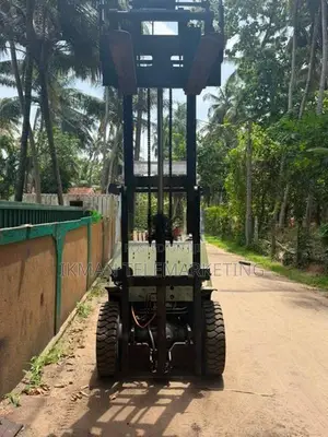 Toyota FD25 Forklift