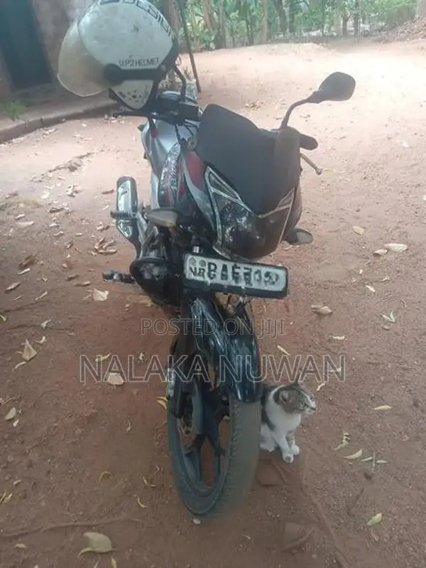 Bajaj Discover 125 2016