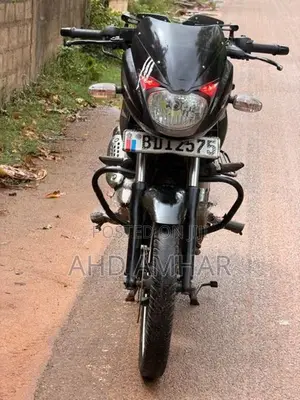 Bajaj Pulsar 150 2016