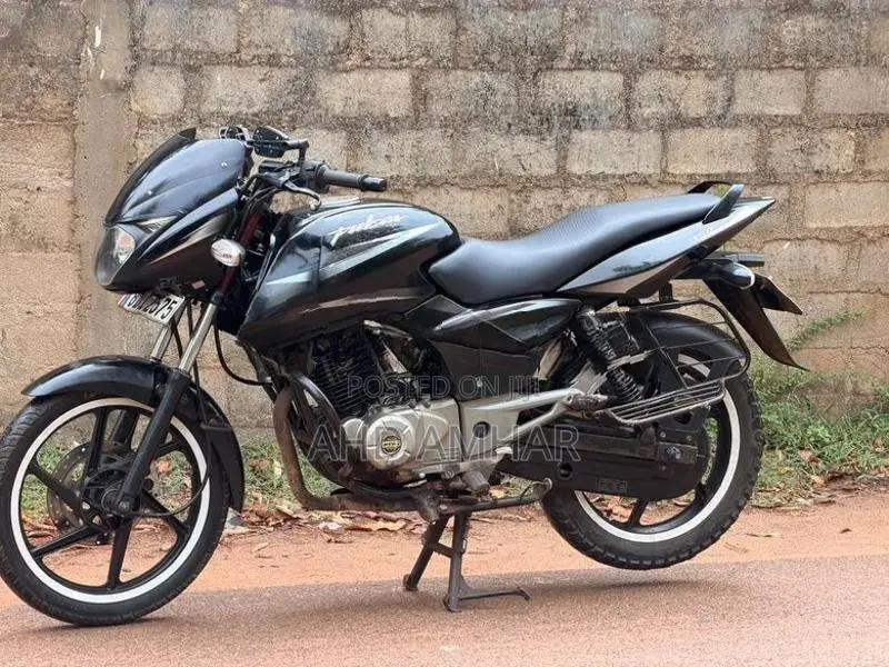 Bajaj Pulsar 150 2016