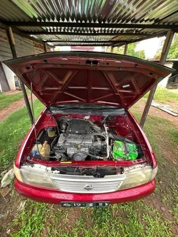 Nissan Sunny 1994