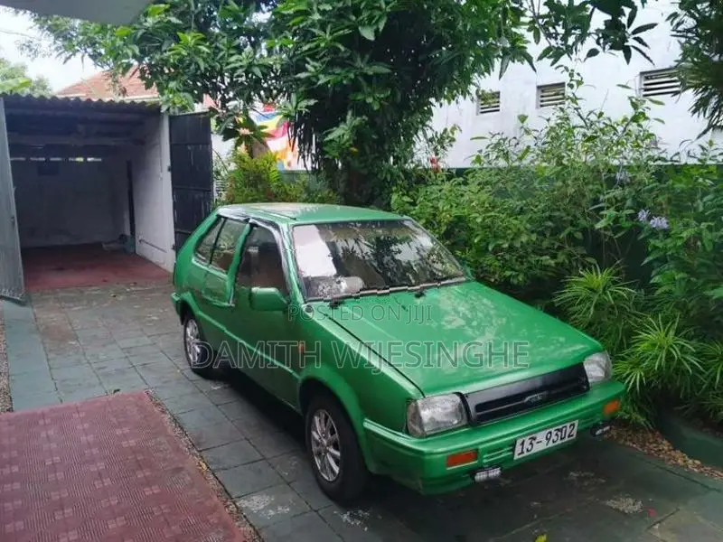 Nissan March 1990