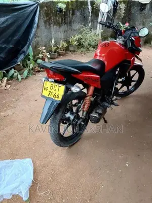 Honda Twister 2015