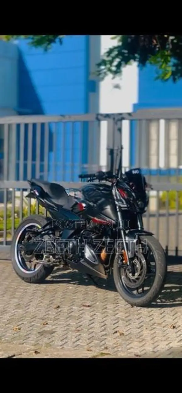Bajaj Pulsar N160 2025