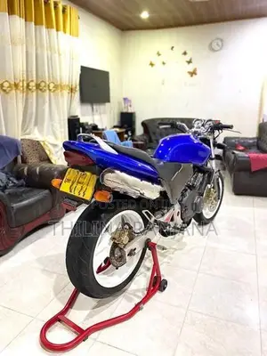 Honda Hornet 2008