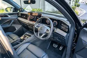 Volkswagen Tiguan R Line 2025