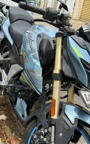 Bajaj Pulsar N160 Premium 2025