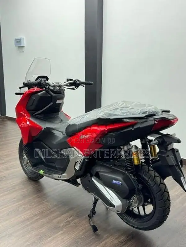 Honda ADV 160 2026